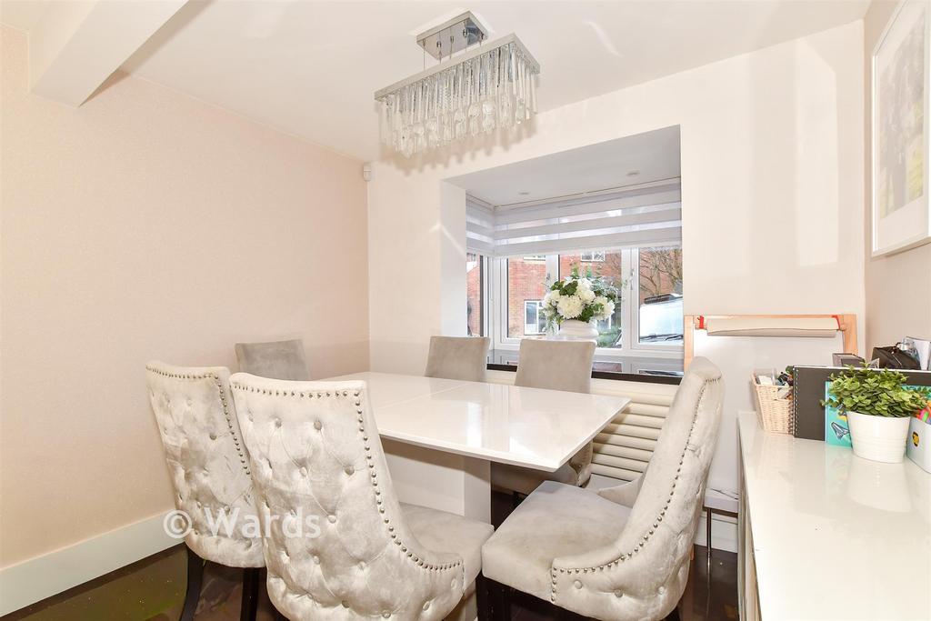 Lounge/Diner