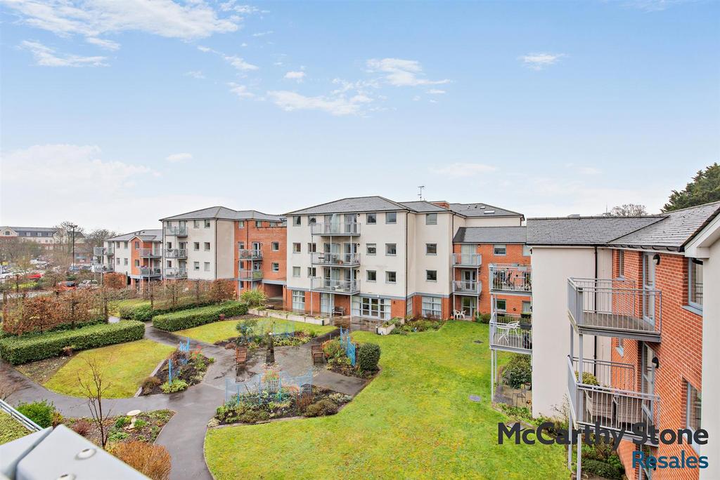 8677137-exterior02-800.jpg