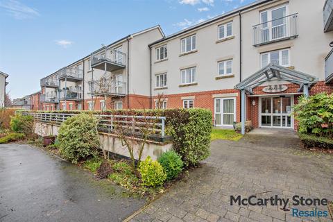 1 bedroom apartment for sale, Emma Court, Southern Road, Basingstoke, RG21 7QF