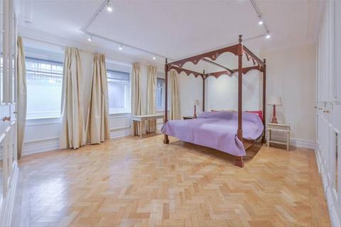 2 bedroom flat to rent, Queen's Gate, London SW7