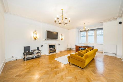 2 bedroom flat to rent, Queen's Gate, London SW7
