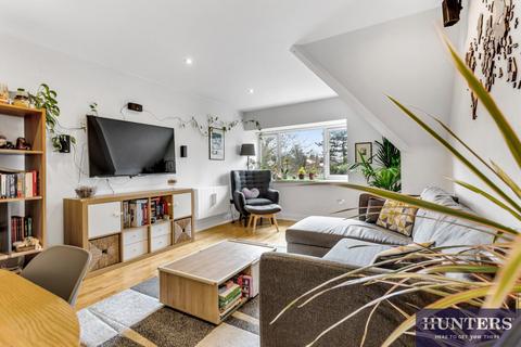2 bedroom apartment for sale, Chatsworth Court, Willesden Green, London, NW2