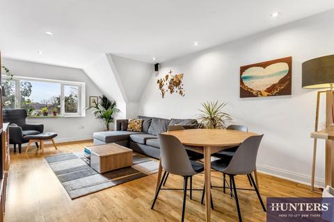 2 bedroom apartment for sale, Chatsworth Court, Willesden Green, London, NW2