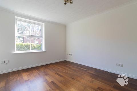 undefined, Napier Crescent, Wickford SS12