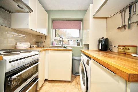 undefined, Green Oaks, Luton, Bedfordshire, LU2
