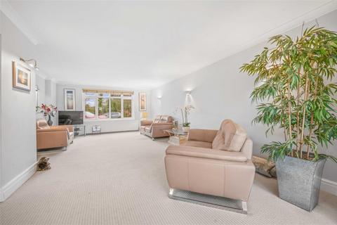 undefined, Arden Leys, Tanworth-In-Arden B94