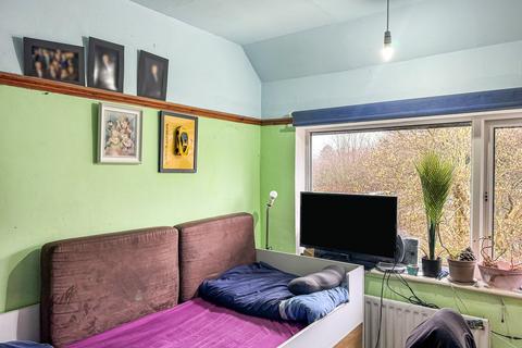 2 bedroom terraced house for sale, Durham Road, Feltham, TW14