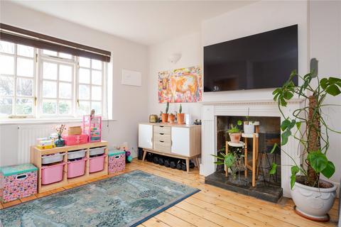 3 bedroom end of terrace house for sale, Pitt Crescent, London, SW19