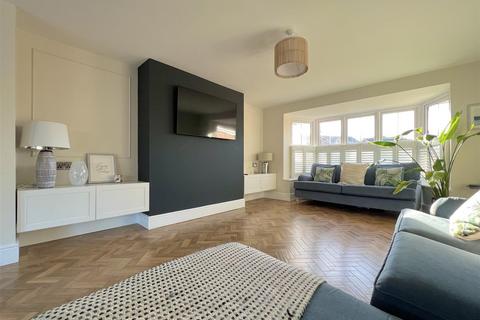 4 bedroom detached house for sale, Wannerton Road, Blakedown, Kidderminster