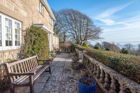 4 bedroom detached house for sale, Undercliff Drive, Niton
