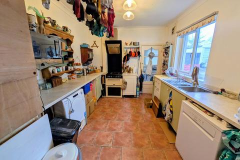 3 bedroom terraced house for sale, Heol Trefrhiw, Ammanford, SA18 3QR