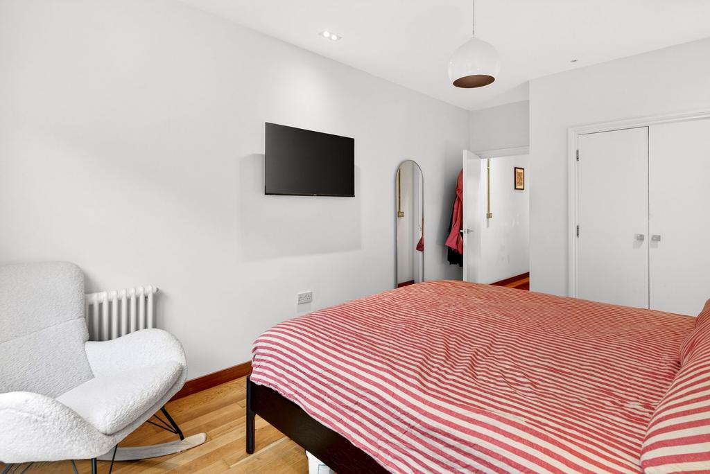 For Sale 2 Bedroom 4 Ranger Mansions Crystal...