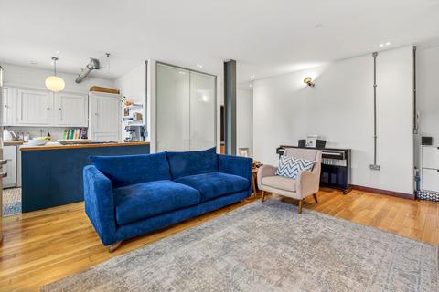 2 bedroom flat for sale, Jasper Road, London SE19