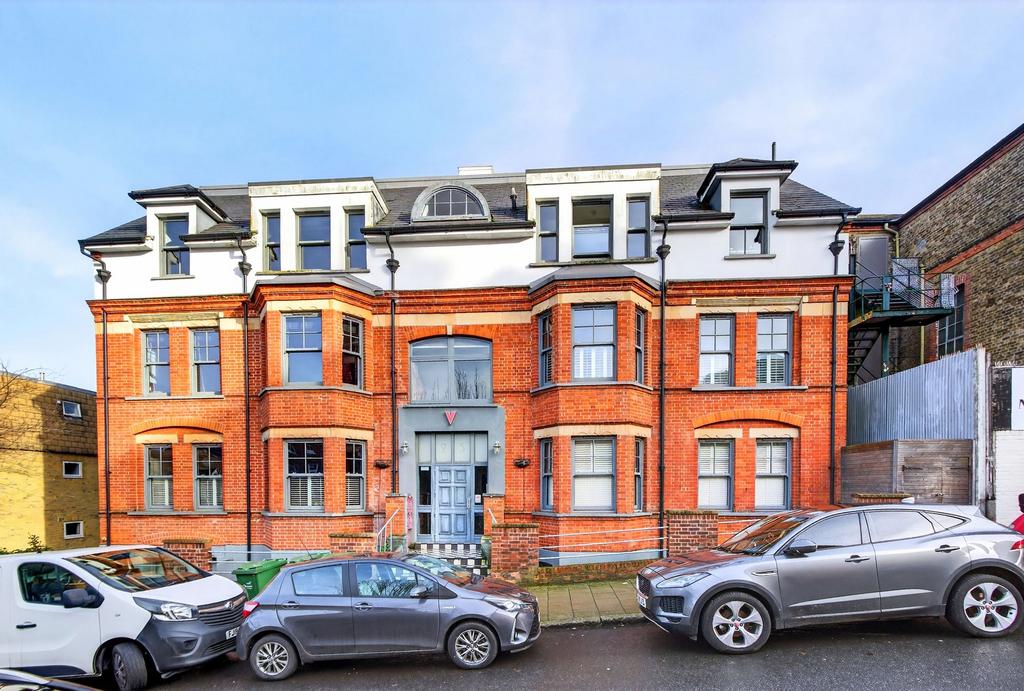 For Sale 2 Bedroom 4 Ranger Mansions Crystal...