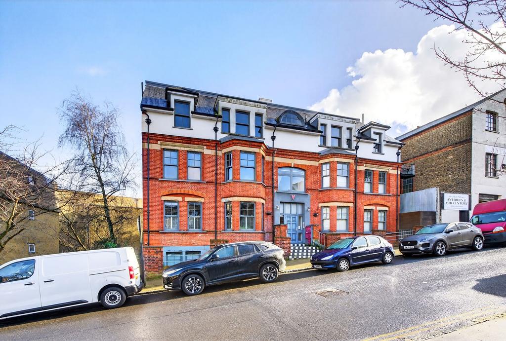 For Sale 2 Bedroom 4 Ranger Mansions Crystal...