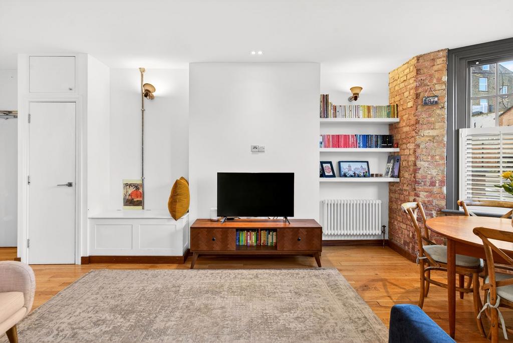 For Sale 2 Bedroom 4 Ranger Mansions Crystal...