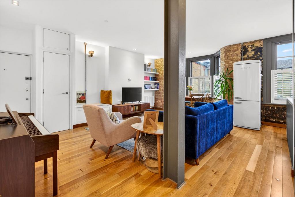For Sale 2 Bedroom 4 Ranger Mansions Crystal...