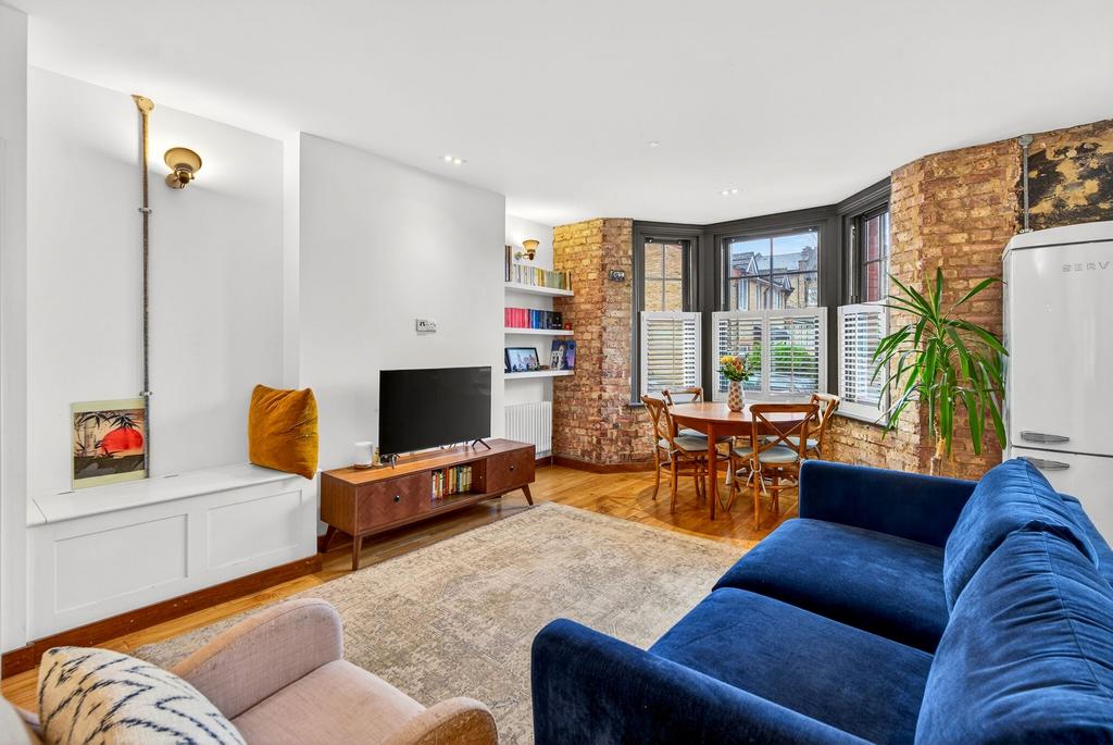 For Sale 2 Bedroom 4 Ranger Mansions Crystal...
