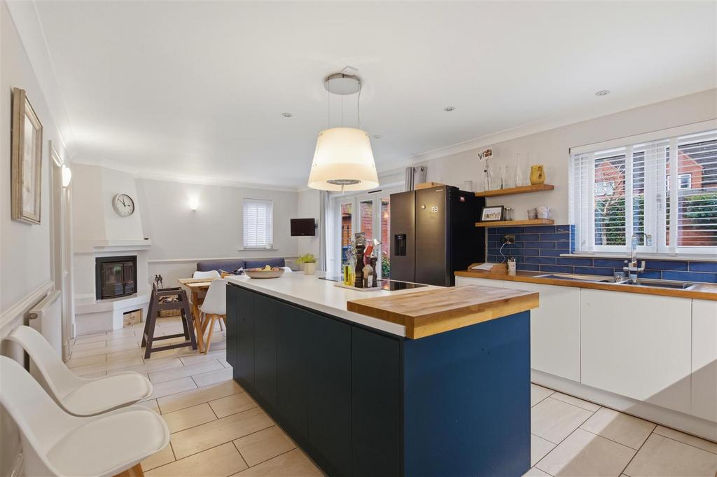 Kitchen/Dining Room