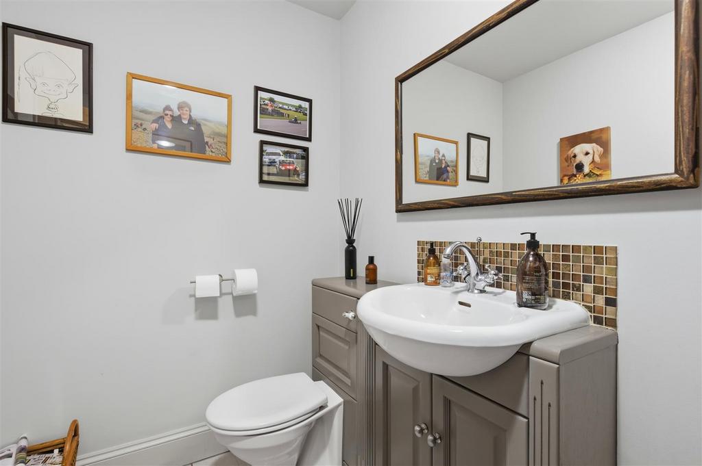Main Bathroom