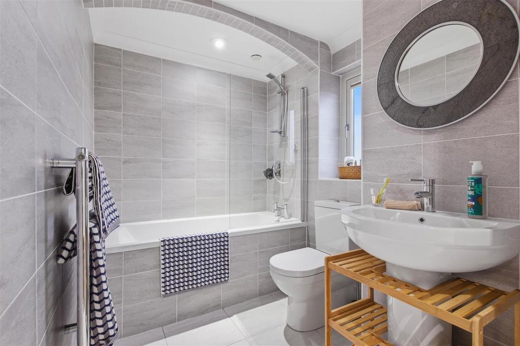 Main Bathroom