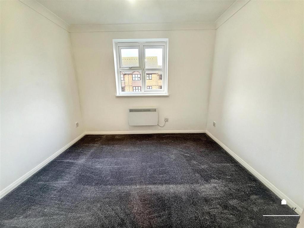 01323 438506