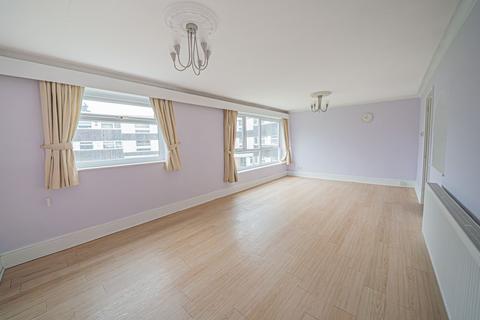 undefined, Pinewood Grove, Solihull, B91
