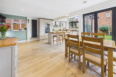5 bedroom detached house for sale, Regency Gardens, Walton-On-Thames