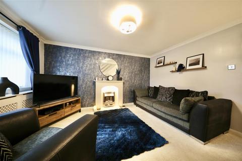 undefined, Chestnut Avenue, Thorngumbald, Hull