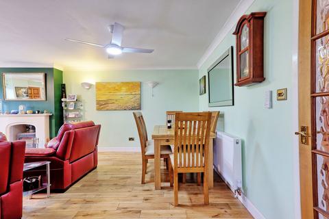 3 bedroom semi-detached bungalow for sale, Moorhen Avenue, Southminster CM0