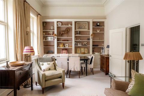 3 bedroom apartment to rent, Cornwall Gardens, South Kensington, SW7