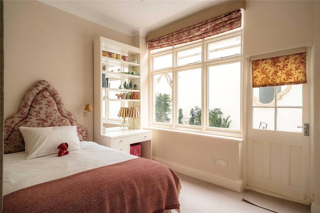 Double Bedroom