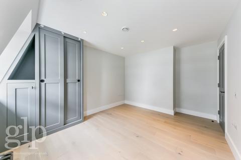 1 bedroom apartment to rent, Duck Lane, Soho W1F