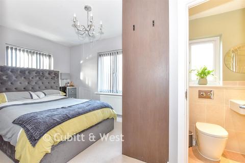 3 bedroom semi-detached house for sale, Gardener Close, Waterlooville, Hampshire