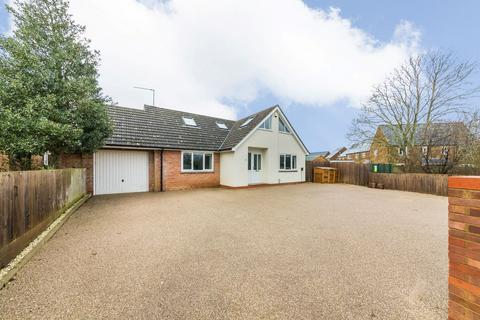undefined, St Marys Road, Adderbury