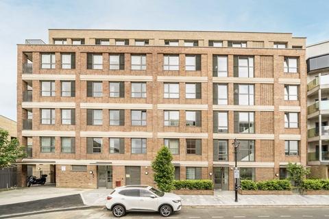 2 bedroom flat to rent, Morville Street, London E3