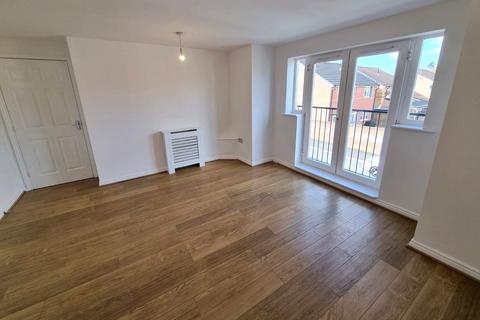 undefined, Lovely 2 bed apartment with parking near Childwall Road