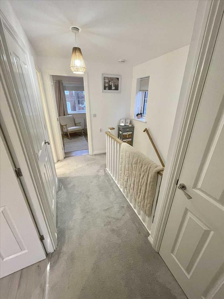 Stairs/landing