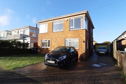 4 bedroom detached house for sale, Itchenor Road, Hayling Island