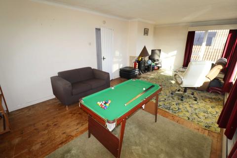 4 bedroom detached house for sale, Itchenor Road, Hayling Island