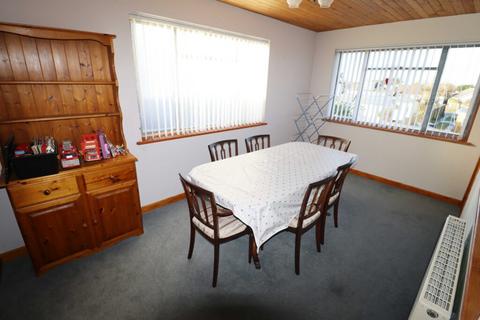 4 bedroom detached house for sale, Itchenor Road, Hayling Island