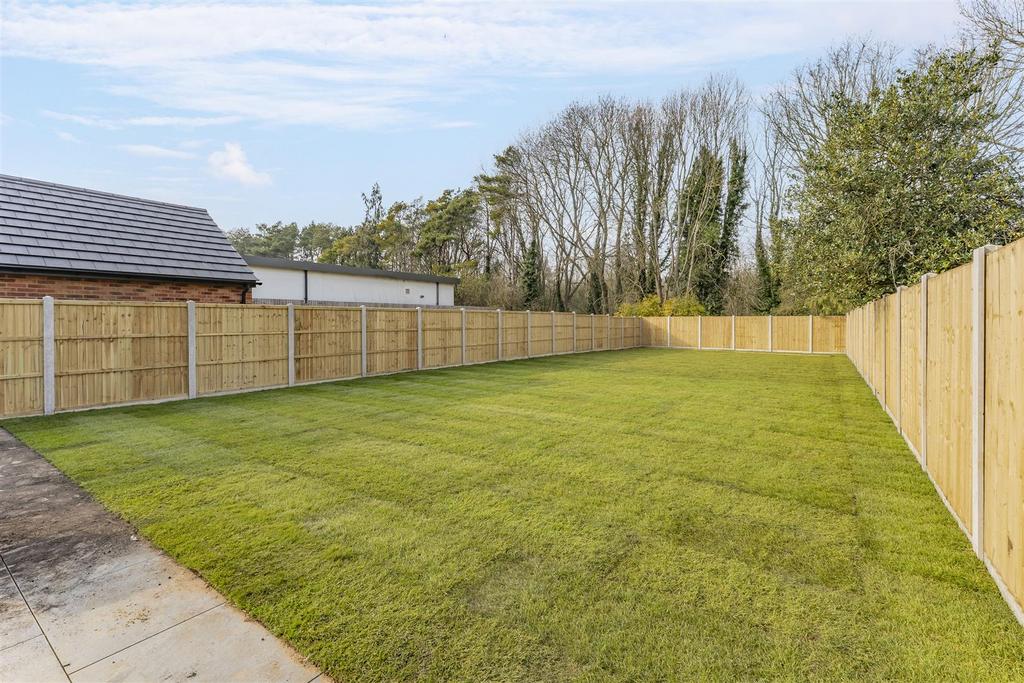 Home 13.jpg