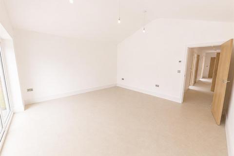 3 bedroom detached bungalow for sale, Corby Road, Corby NN17