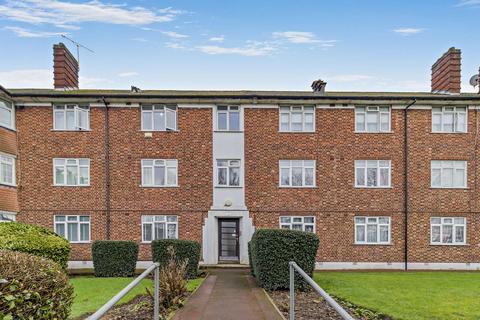 Waterfall Road, London, N11