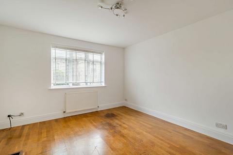 2 bedroom flat for sale, Waterfall Road, London, N11