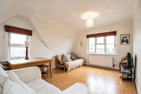 2 bedroom apartment to rent, Alexandra Park Road, Muswell Hill, London, N10