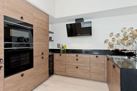 3 bedroom flat for sale, Plot L0-22 (Flat 8, 60 Belford Road), Flat at Village View, Belford Road EH4