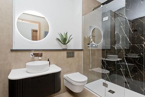 3 bedroom flat for sale, Plot L0-22 (Flat 8, 60 Belford Road), Flat at Village View, Belford Road EH4