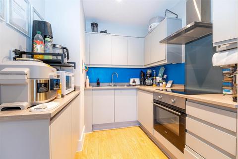 1 bedroom apartment for sale, Shenley Road, Borehamwood WD6