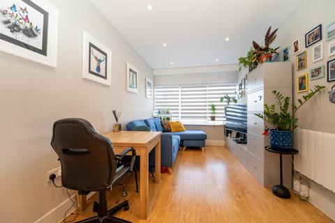1 bedroom apartment for sale, Shenley Road, Borehamwood WD6